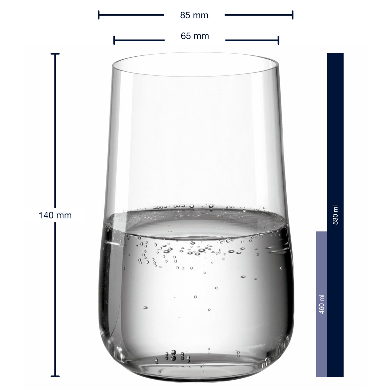 Brunelli-drinkglas 530 ml, zijaanzicht, gevuld met bruisend water, afmetingen: 140 mm hoog, 85 mm diameter bovenaan, 65 mm diameter onderaan.