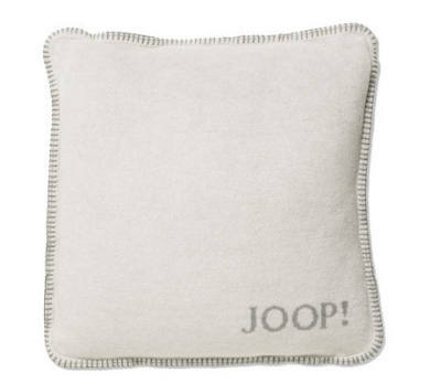 Kissenhülle 50x50cm in Cremefarbe mit grauem Rand und 'JOOP!' Schriftzug, Vorderansicht