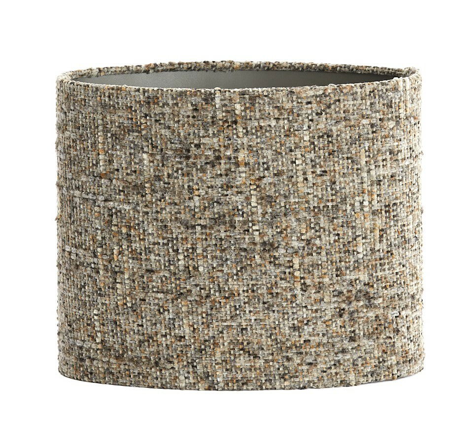 Zylindrischer Lampenschirm mit texturierter, gewebter Oberfläche in neutralen Tönen, seitliche Perspektive
