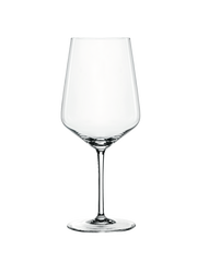 Elegantes Kelchglas aus der Frontalperspektive, ideal für stilvolle Anlässe.