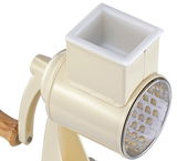 Nahaufnahme der cremefarbenen Zassenhaus Trommelreibe CLASSIC mit Holzgriff und Trommelansicht von der Seite.