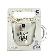Glazen beker met het opschrift 'Oh Happy Day' en een ananasmotief, vooraan in de verpakking gepresenteerd.