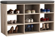 Schuhbank mit grauem Sitzkissen und 9 offenen Schuhfächern in Holzoptik, befüllt mit verschiedenen Schuhen, Frontansicht in leichter Perspektive von links