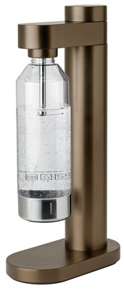 Seitenansicht eines dunkelbraunen Wassersprudlers mit einer transparenten Flasche, die mit sprudelndem Wasser gefüllt ist.