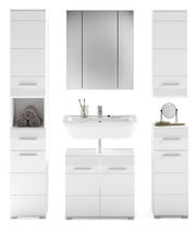 Moderne Badkombination in Weiß mit Spiegel, Waschbecken und Stauraum, frontal betrachtet.