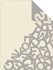 Jacquard Decke von s.Oliver mit Buchstabenmuster in Grau und Beige, Draufsicht