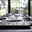 Villeroy & Boch Rotweinkelch Set 4 tlg. NEW MOON Drei elegante Rotweinkelche in modernem Design auf einem Tisch, seitliche Perspektive.