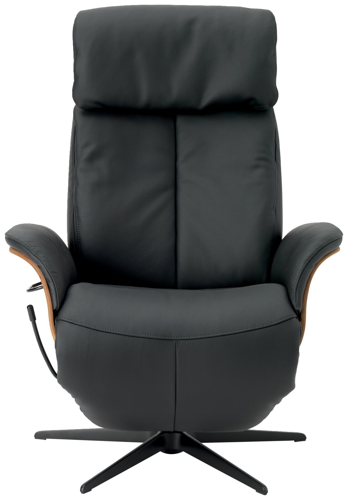 Zwarte lederen relaxfauteuil met houten details, vooraanzicht