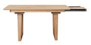 Esstisch aus Holz mit ausziehbarer Tischplatte, seitliche Perspektive