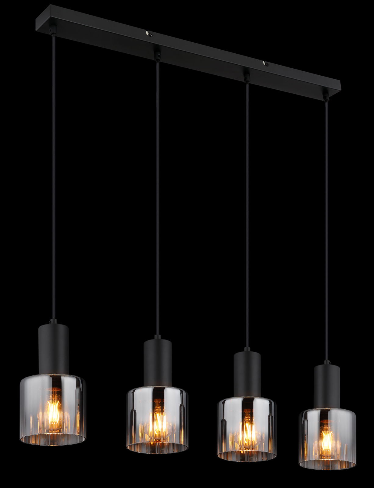 Moderne Hängeleuchte mit vier schwarzen Pendeln und transparenten Glasschirmen, seitliche Perspektive