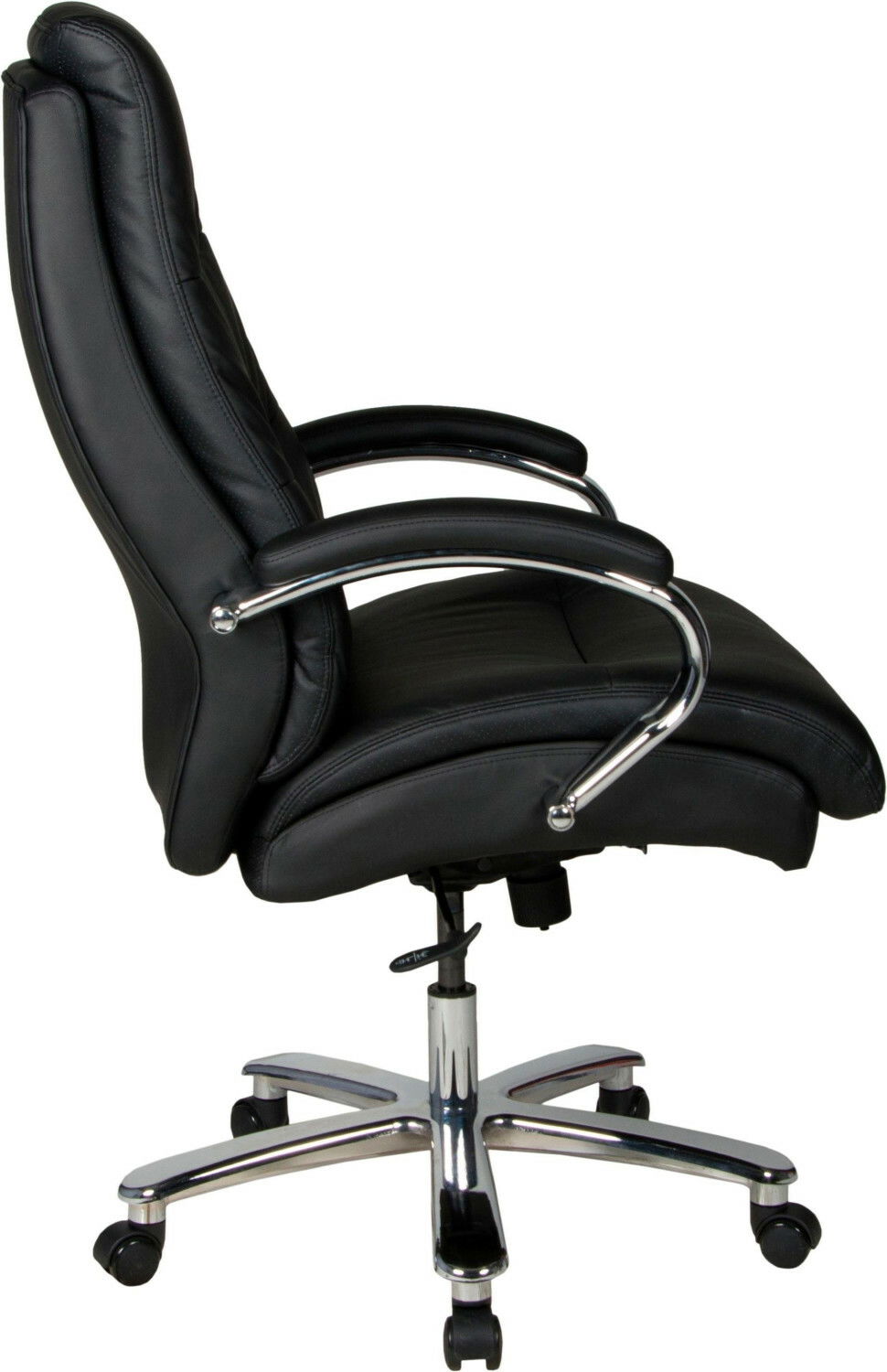 Schwarzer Chefsessel aus Leder mit verchromten Armlehnen und Rollen, Seitenansicht