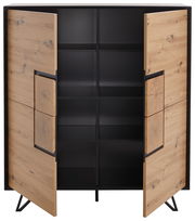 Offenes Highboard aus Holz mit schwarzem Innenraum, frontal betrachtet