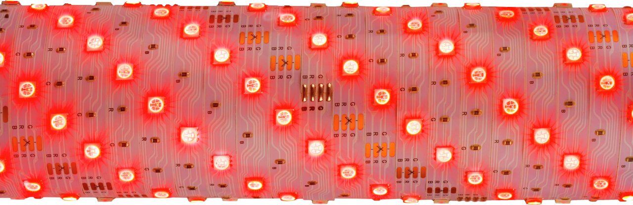 Nahaufnahme eines leuchtenden USB RGB-LED Flexbands mit roten LEDs, Draufsicht