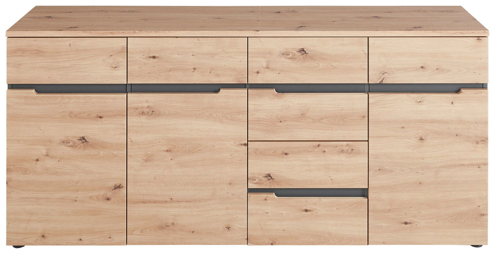Frontansicht eines XL-Sideboards aus hellem Holz mit mehreren Schubladen und Türen.