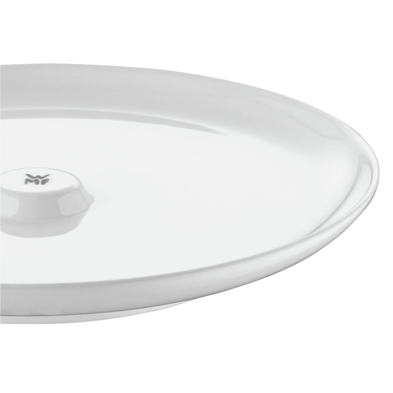 WMF Cafe Creme Tassen-Set 4-tlg. BARISTA Nahaufnahme einer weißen Untertasse der WMF Barista Cafe Creme Serie mit sichtbarem WMF-Logo.