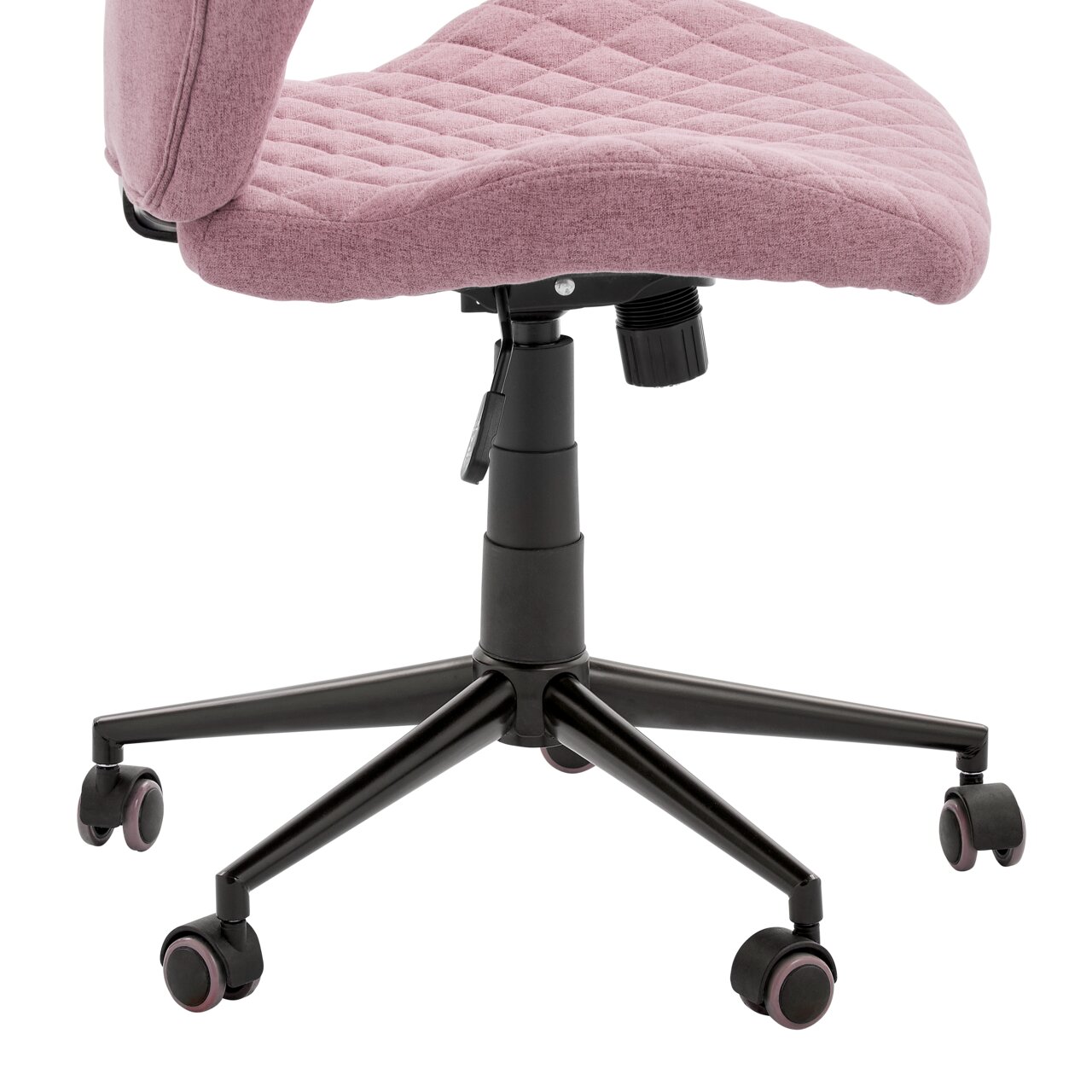 Drehstuhl mit rosa gepolstertem Sitz und Rückenlehne, schwarze Basis mit fünf Rollen, seitliche Perspektive