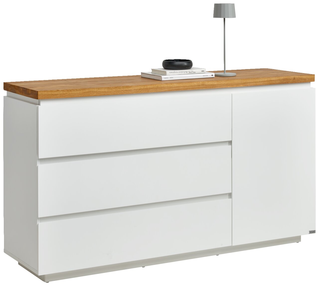 Weißes Sideboard mit Holzplatte, drei Schubladen und einer Tür, seitliche Perspektive