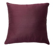 Dekokissen in dunklem Lila, quadratisch, Vorderansicht