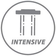 Symbol für einen Duschkopf mit intensivem Wasserstrahl, frontal betrachtet.