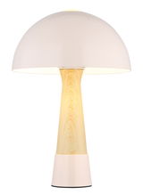 Moderne Tischleuchte mit weißem, halbkugelförmigem Schirm und Holzfuß, frontal betrachtet.