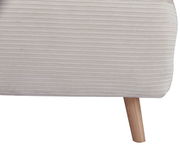 Nahaufnahme eines Funktionssessels mit gestreiftem Stoffbezug und Holzbein, seitliche Perspektive