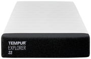 Frontale Ansicht der Tempur Viscomatratze Explorer mit schwarzem Rand und weißer Oberfläche.