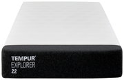 Frontale Ansicht der Tempur Viscomatratze Explorer mit schwarzem Rand und weißer Oberfläche.