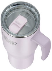 Lichtroze Thermos-isoleerbeker met handvat en transparant schuifdeksel, schuin van bovenaf gezien