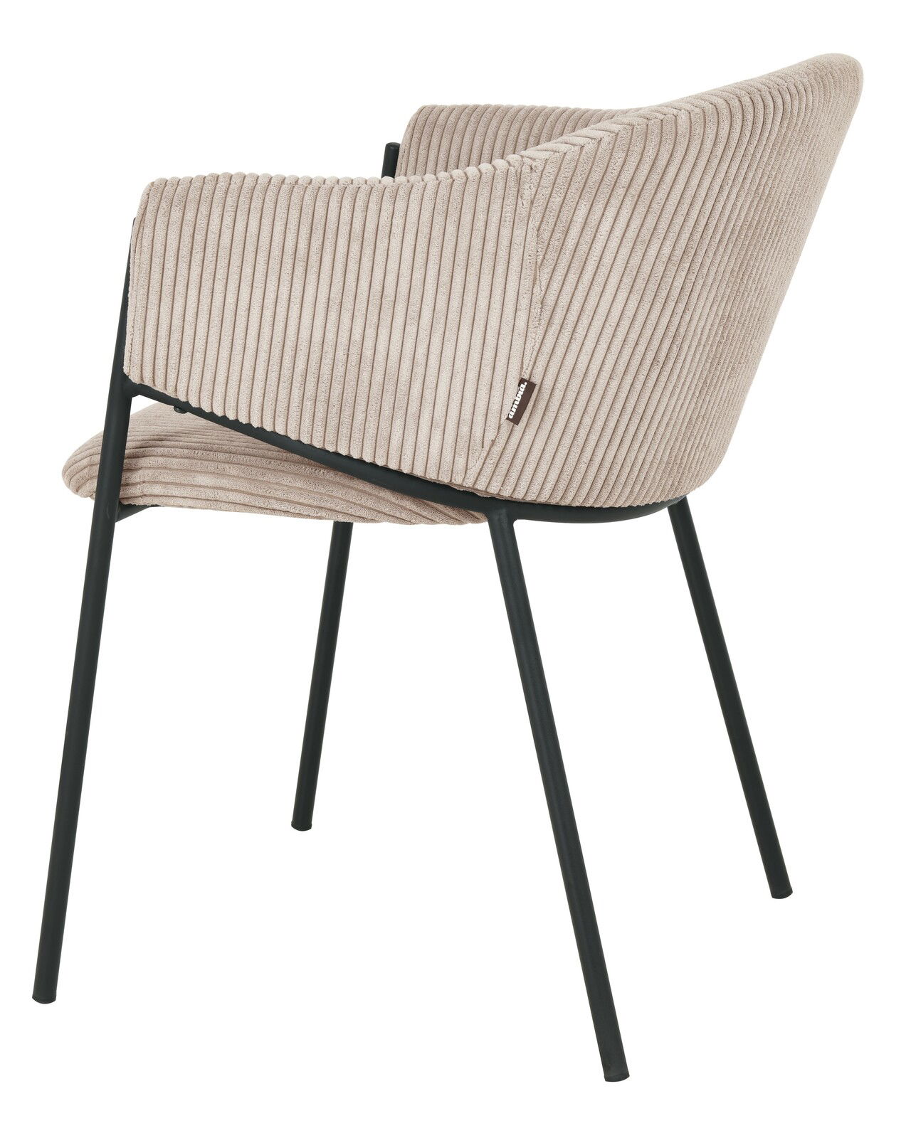 Rückansicht eines Armlehnstuhls mit beigem, geripptem Stoffbezug und schwarzen Metallbeinen.