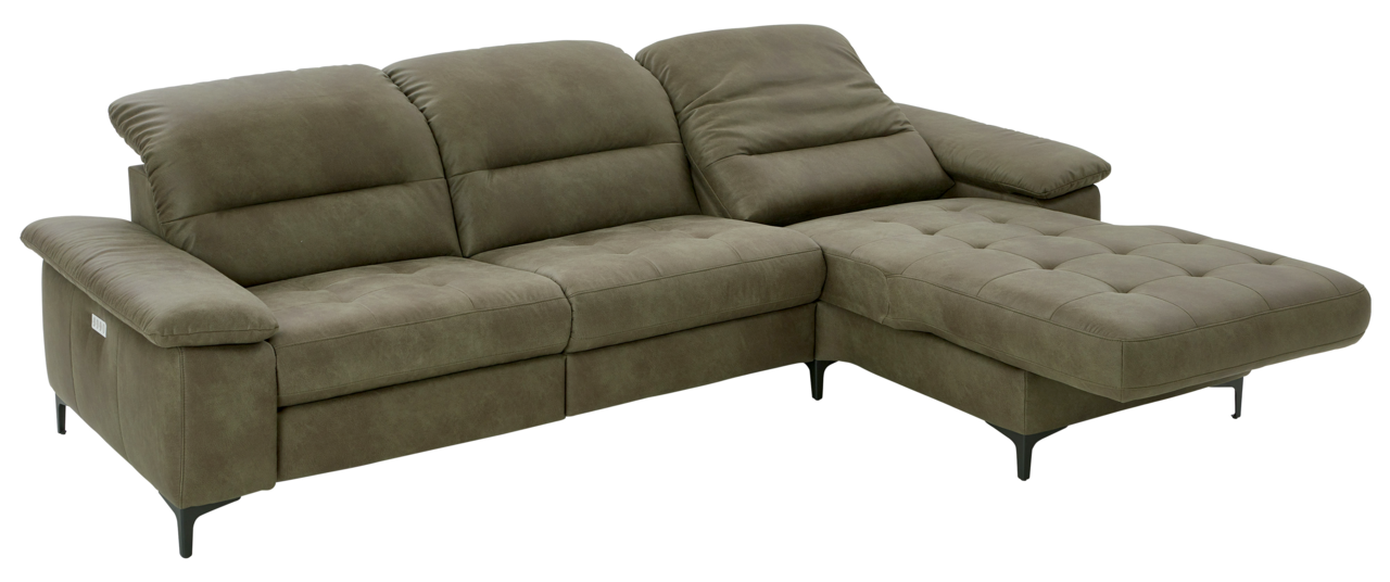 Braune Longchairkombination PURE COMFORT 820 mit drei Sitzplätzen und einer Chaiselongue auf der rechten Seite, seitliche Perspektive.