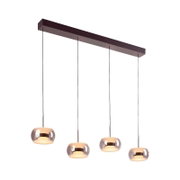 Moderne 4-flammige Pendelleuchte mit rechteckigem Deckenbalken in Dunkelbraun/Schwarz und vier rauchgrauen Glas-Schirmen mit warmem Licht, freigestellt auf Weiß, perspektivische Ansicht leicht von unten