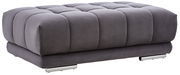 Grauer XXL-Hocker mit gepolstertem Design, seitliche Perspektive