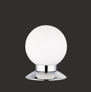 Kugelförmige Tischleuchte PRINCESS mit glänzendem Chromfuß, frontal abgebildet.