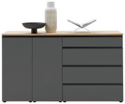 Frontansicht eines modernen Sideboards mit dunklen Türen und Schubladen, dekoriert mit einer Vase, einer Schale und einem offenen Buch.