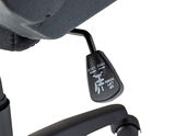 Nahaufnahme eines Hebels an einem Gaming-Stuhl, der die Funktionen 'Up', 'Down' und 'Free Lock' zeigt.