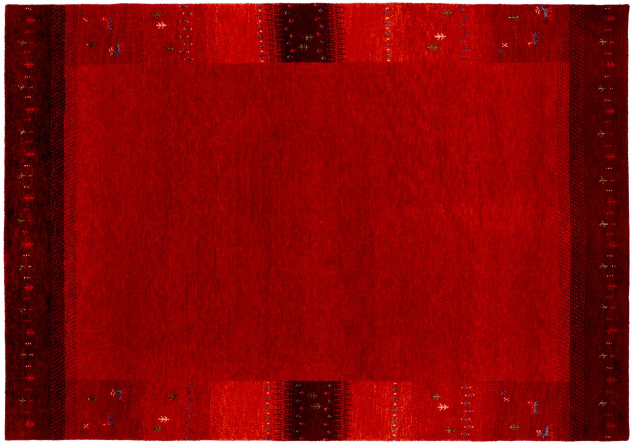 Roter Wollteppich mit dekorativen Mustern an den Rändern, Draufsicht