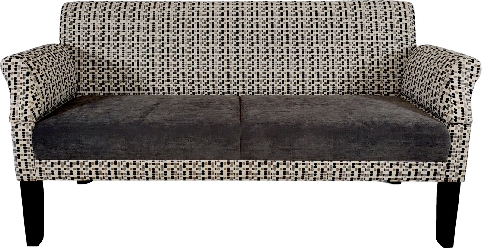 Zweisitzer-Sofa mit gemustertem Bezug in Beige/Schwarz, dunkelgrauer Sitzfläche, gepolsterten Armlehnen und schwarzen Holzfüßen, frontal von vorne fotografiert