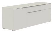Modernes TV-Lowboard in hellem Design, seitliche Perspektive