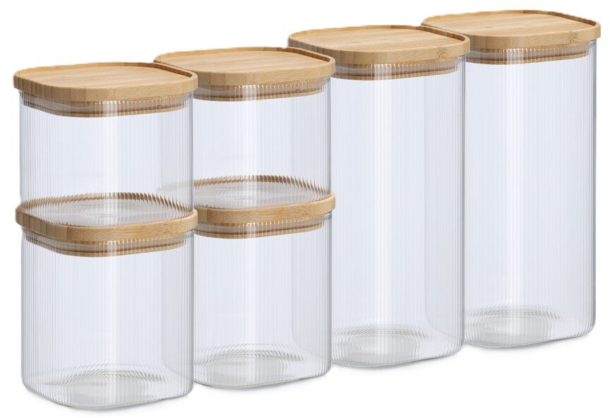 Zeller Present Vorratsglas-Set 6-tlg. Vier transparente, geriffelte Vorratsdosen aus Glas mit Bambusdeckeln in verschiedenen Größen, freigestellt vor weißem Hintergrund, schräg von vorne in leichter Seitenansicht aufgenommen