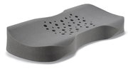 Seitliche Ansicht eines ergonomischen Kissens mit Belüftungslöchern, Modell GELTEX PREMIUM 70 x 35