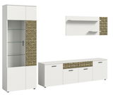 Wohnwand bestehend aus einem hohen Schrank mit Glastüren, einem niedrigen TV-Schrank und einem Wandregal, alle in Weiß mit dekorativen goldenen Akzenten, frontal betrachtet.