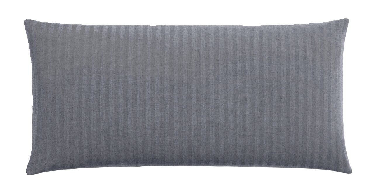 Zurbrüggen Kissenhülle HERINGBONE Graue Kissenhülle 40x80cm mit feinen Streifen, Vorderansicht