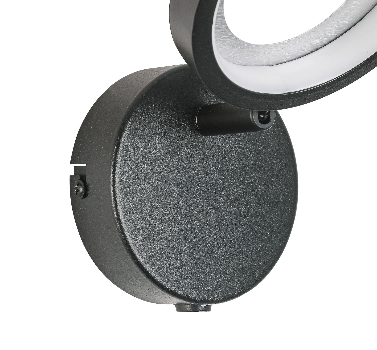 Nahaufnahme eines schwarzen LED-Strahlers mit rundem Gehäuse und verstellbarem Leuchtkopf, seitliche Perspektive