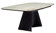Moderner Esstisch LUCCA mit marmorierter Tischplatte und schwarzem, geometrischem Untergestell, seitliche Perspektive.