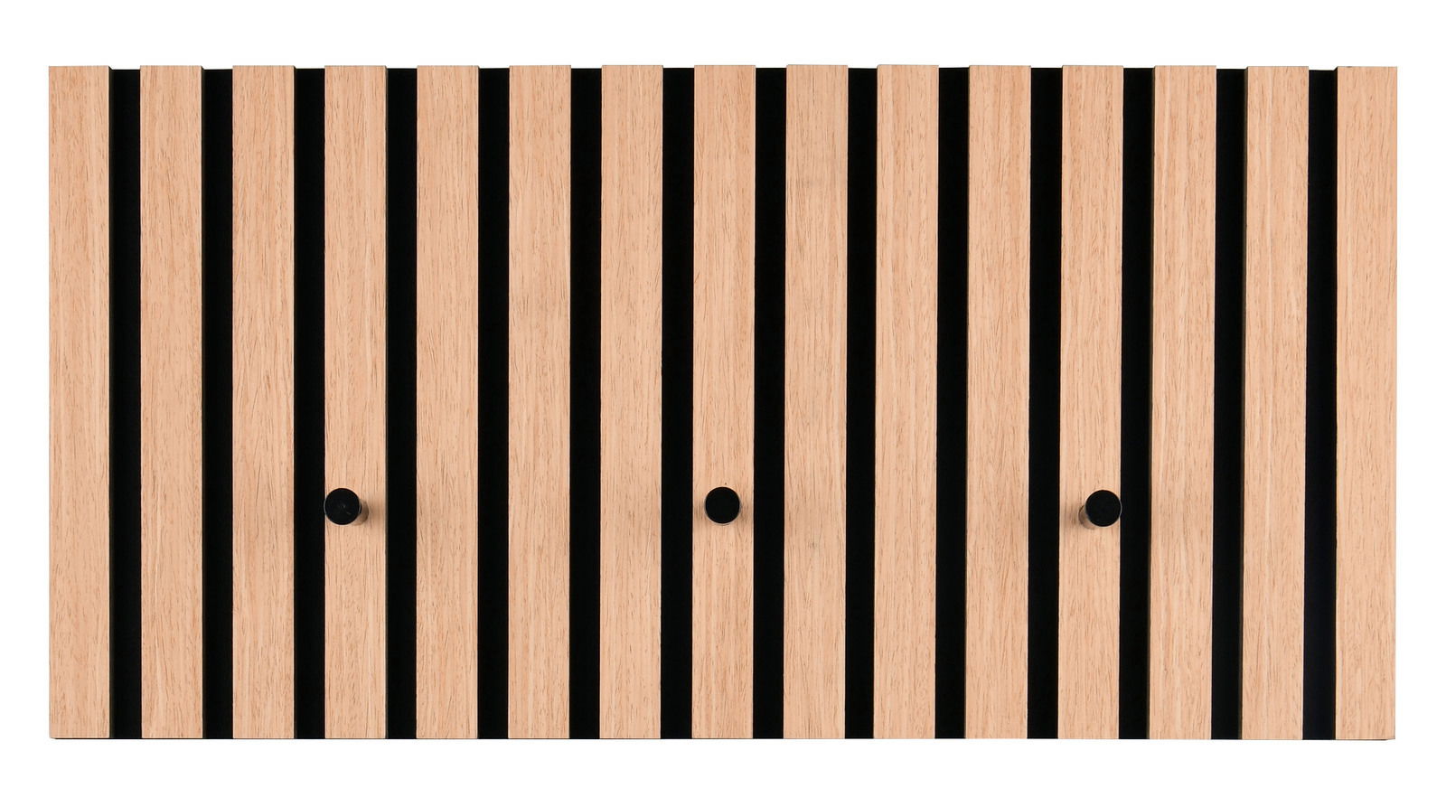 Vorderansicht einer modernen Garderobenleiste aus Holz mit schwarzen Haken und vertikalen Streifen.
