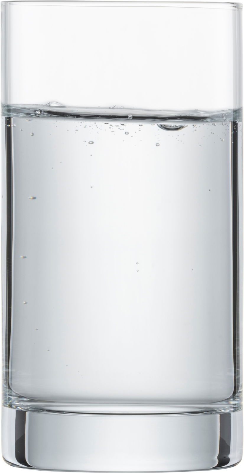 Ein transparentes, zylindrisches Trinkglas, halb gefüllt mit Wasser, aus der Frontalperspektive.