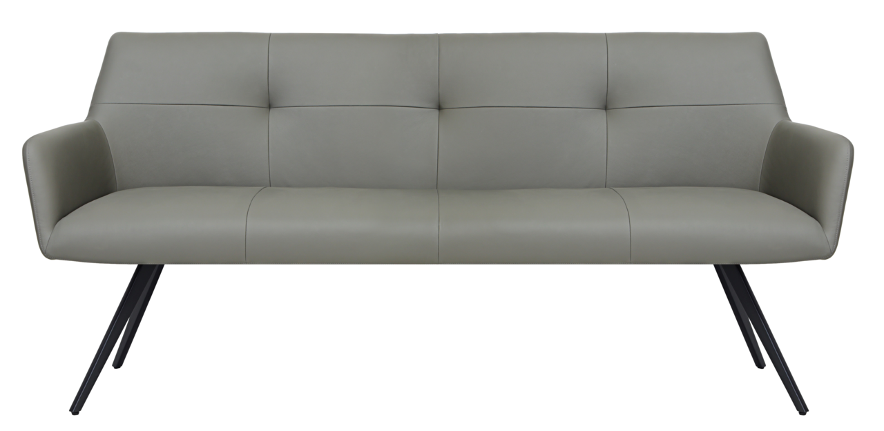 Graue moderne Bank mit schrägen schwarzen Beinen, Vorderansicht