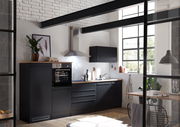 Moderne schwarze Küchenzeile mit Holzarbeitsplatte, eingebautem Backofen und Dunstabzugshaube, seitliche Perspektive