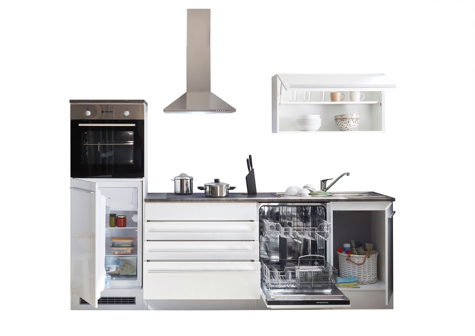 Moderne Küchenzeile ohne Elektrogeräte, mit offenem Kühlschrank, Geschirrspüler und Stauraum, aus frontaler Perspektive.