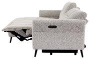 Seitenansicht eines grauen Ecksofas mit verstellbarer Rückenlehne und Fußstütze, modernes Design